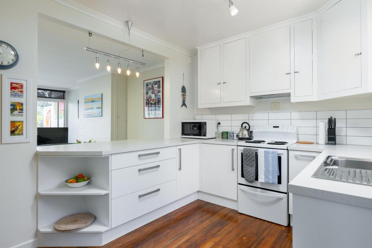 Seaview Apartment Picton Exterior foto